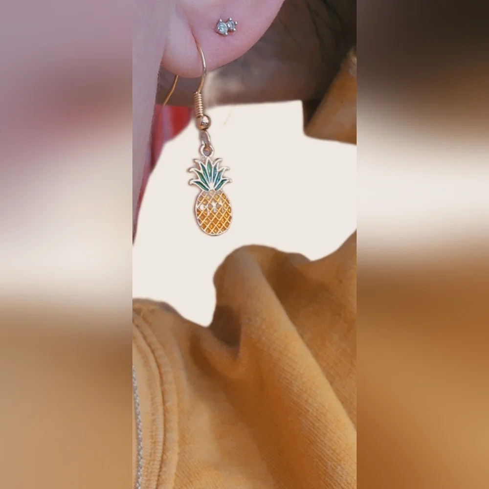 Pineapple 🍍 Bracelet and Earring Gold Set - Picture 4 of 4